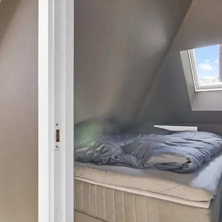 Penthouse In برغن